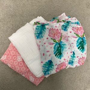 Bundle of Swaddles- Floral, Pink, and White
